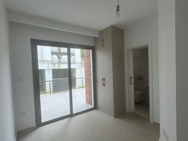 GİRNE MERKEZDE 3+1 SATILIK DAİRE
