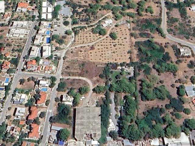 Zeytinlik'de Satılık Arsa - Fotoğraf 1