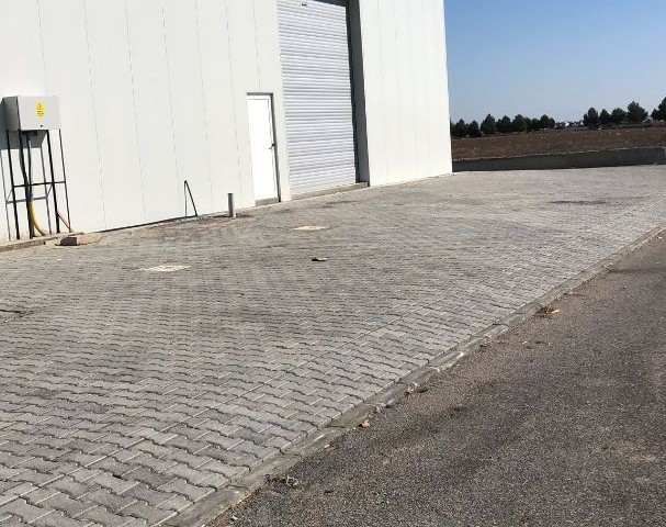 Alayköy'de Satılık Depo - Fotoğraf 4
