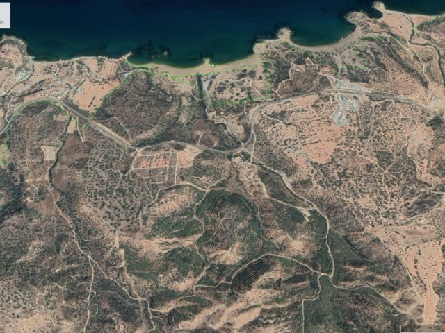 Esentepe'de Satılık Arazi - Fotoğraf 1