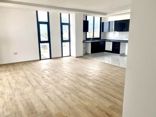 Doğanköy'de Satılık 2+1 Penthouse - Fotoğraf 3