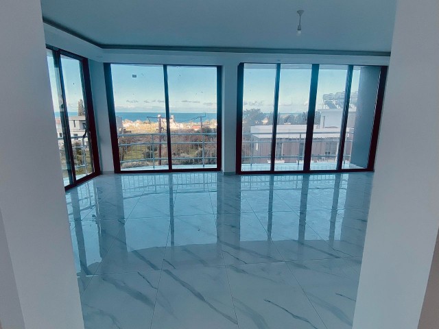 Lapta'da Satılık 2+1 Penthouse - Fotoğraf 2