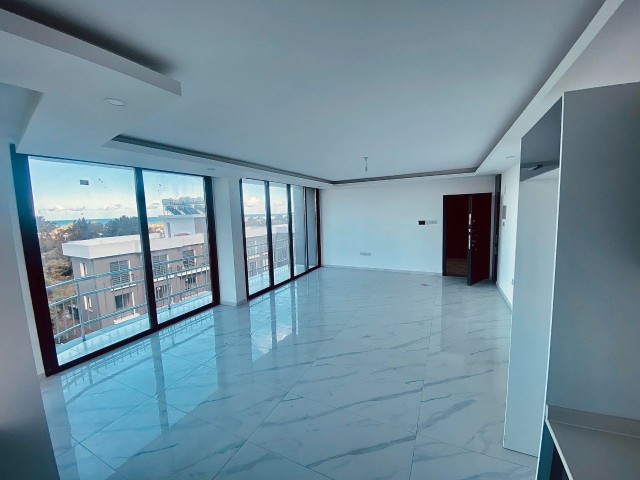 Lapta'da Satılık 2+1 Penthouse - Fotoğraf 4