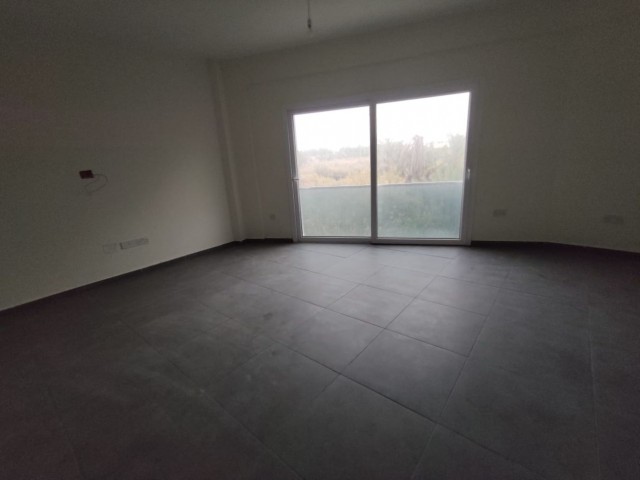 MAĞUSA'DA SATILIK 2+1 DAİRE