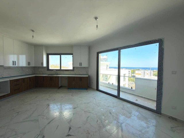 Girne Lapta’da Site İçinde Ortak Havuzlu Satılık 1+1 Daire ( Türk Koçan) - Fotoğraf 2