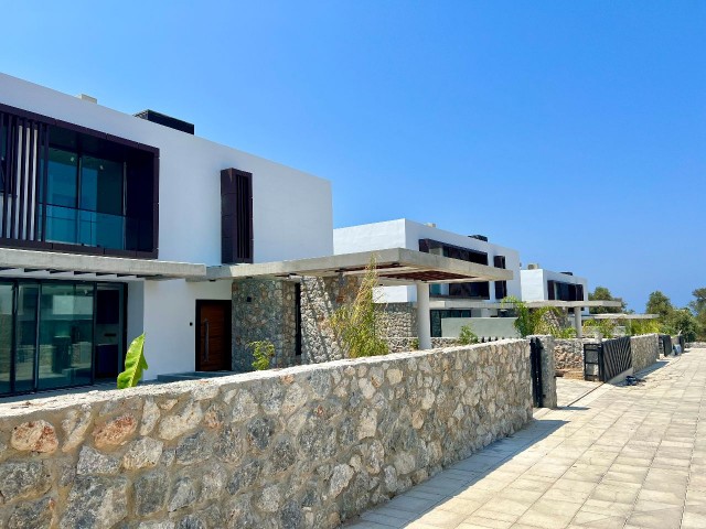 Taşınmaya hazır lüks villa. Hayalinizdeki ev sizi bekliyor! Lüks 4+1 Villa – Özaköy, Girne - Fotoğraf 3