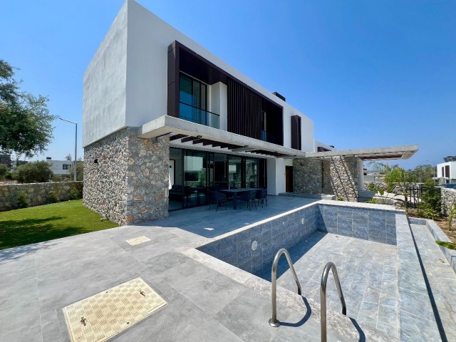Taşınmaya hazır lüks villa. Hayalinizdeki ev sizi bekliyor! Lüks 4+1 Villa – Özaköy, Girne - Fotoğraf 4