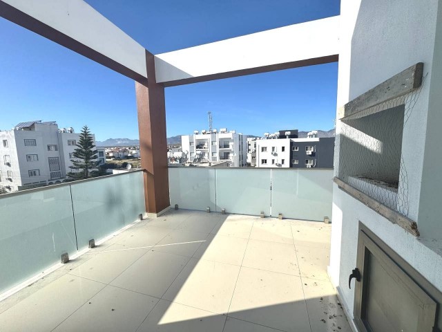 Lefkoşa Gönyelide 2+1 Satılık Geniş Teraslı Türk Koçanlı Penthouse… - Fotoğraf 1
