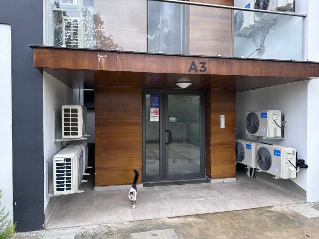 Girne Alsancak Bölgesinde Nezih Site İçerisinde Satılık 2+1 Bahçe Daire - Fotoğraf 1