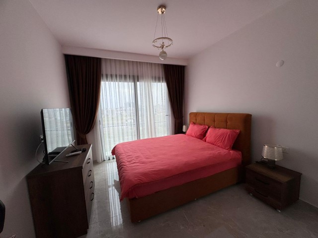 İskele Long Beach Riverside Cornerparkda Satılık Deniz ve Havuz Manzaralı Full Eşyalı 1+1 Fırsat Daire - Fotoğraf 1