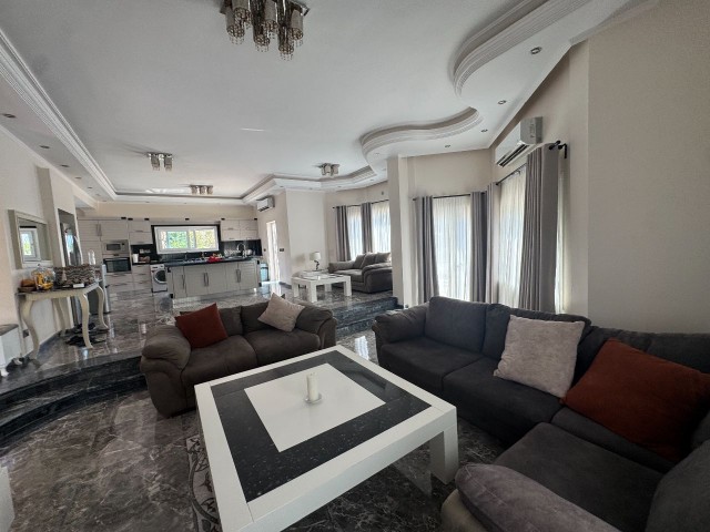 2 dönüm arazi üzerinde özel 5 yatak odalı villa - Fotoğraf 4