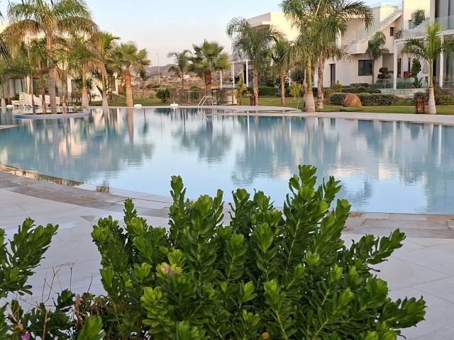 Hızlı Satış! The Resort’ta Bahçe Dairesi – Eski Fiyat £230.000, Yeni Fiyat Sadece £160.000 - Fotoğraf 2