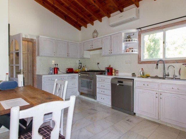 Kaçırılmaz Fırsat! Çatalköy’de 2.710 m² Arsa Üzerinde 4+1 Bungalow Satılık - Fotoğraf 1