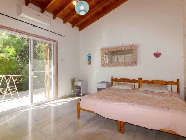 Kaçırılmaz Fırsat! Çatalköy’de 2.710 m² Arsa Üzerinde 4+1 Bungalow Satılık - Fotoğraf 4
