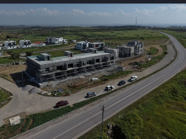 Girne-Lefkoşa Dikmen Ana Yolu Üzerinde Satılık Dükkanlar