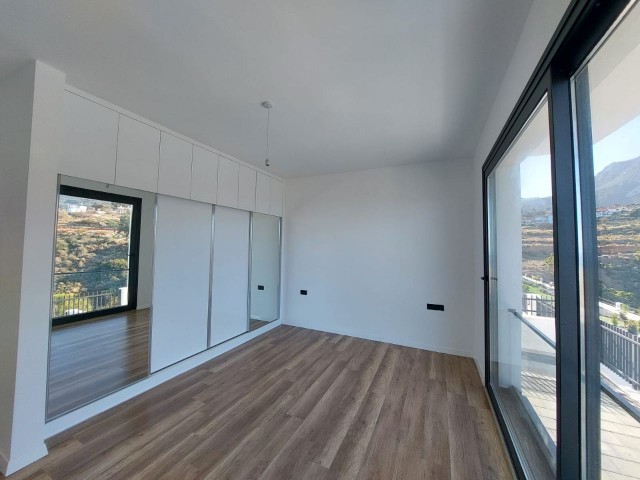 Girne Arapköy 'de Yeşil Vadinin ortasında Satılık Muhteşem Villa - Fotoğraf 3