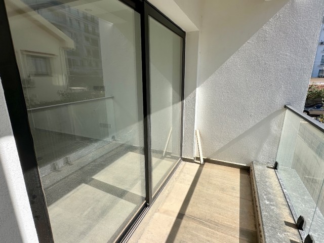 Gülseren'de Türk Koçanlı Satılık 2 Yatak Odalı Yeni Teslim Modern Daire - Şehir Merkezi - Fotoğraf 1