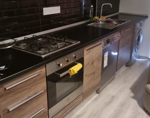 DAÜ'YE YÜRÜME MESAFESİNDE, YÜKSEK KİRA POTANSİYELİNE SAHİP TAM EŞYALI VE DENİZ MANZARALI SATILIK MODERN STÜDYO DAİRE