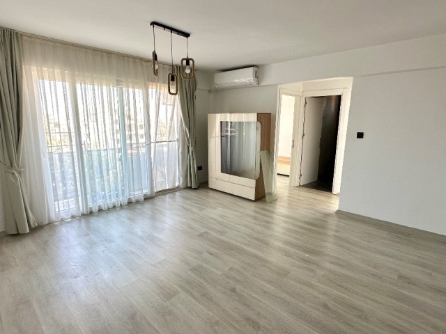 Cıtymall Arkasında Eşsiz Konuma Sahip 5. Kat 2 Yatak Odalı ve Tapulu Daire - Çanakkale Bölgesi - Fotoğraf 3