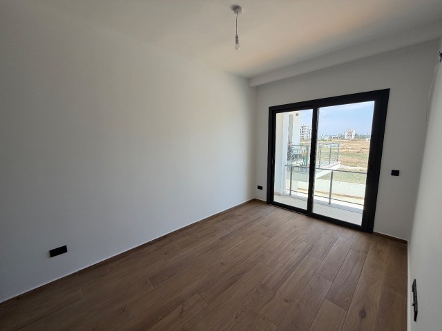 Mağusa Çanakkale Bölgesi Modern ve Kaliteli İşçiliğe Sahip Tüm Vergileri Ödenmiş! Satılık 2+1 Yeni Daire - Fotoğraf 2