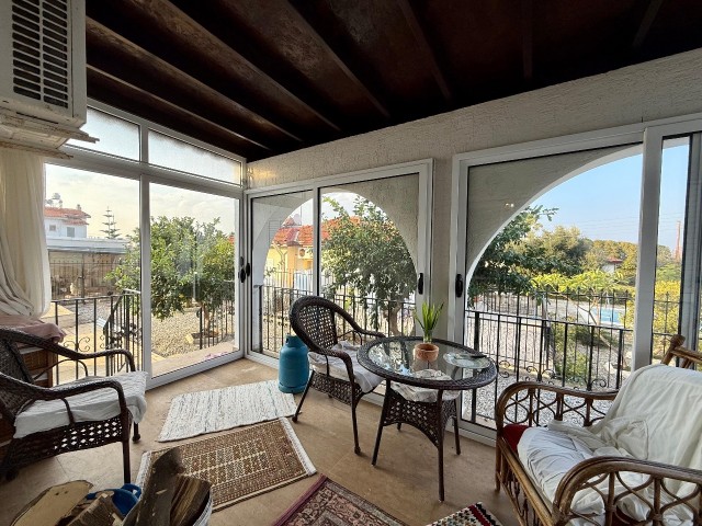 Girne Lapta'da Satılık 3+1 Müstakil Özel Havuzlu Villa - Fotoğraf 1