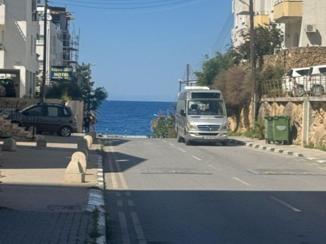 Kaşgar Bölgesinde Şehir ve Dağ Manzaralı Satılık 3+1 Daire - Fotoğraf 2