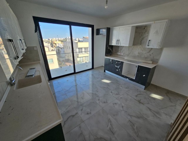 Taşkınköy merkezde,türk koçanlı 2+1 geniş balkonlu penthouse daire. - Fotoğraf 2