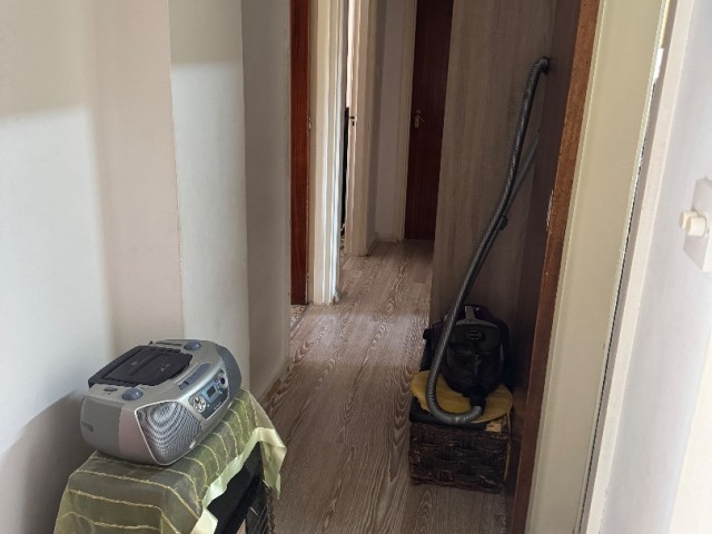 Güzelyurt çarşı içi satılık daire