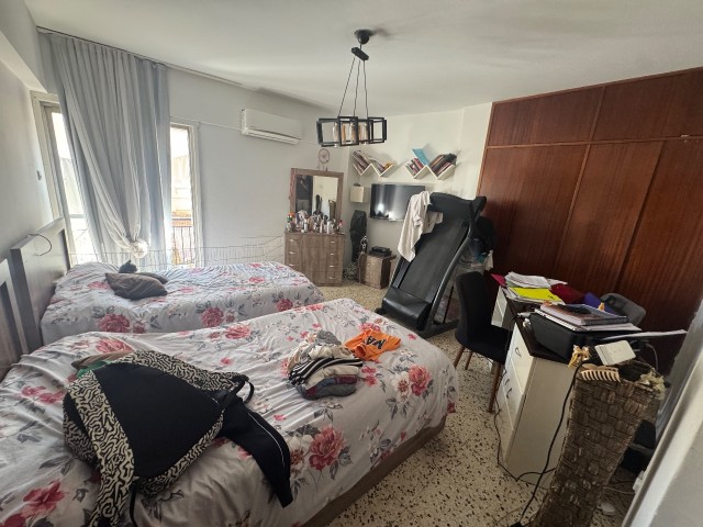 Güzelyurt çarşı içi satılık daire - Fotoğraf 2