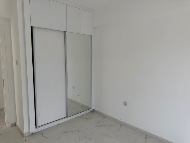 Güzelyurt'da Şehir ve Doğa Manzaralı 3+1 Eşyasız Daire - Kaçırmayın! - Fotoğraf 4
