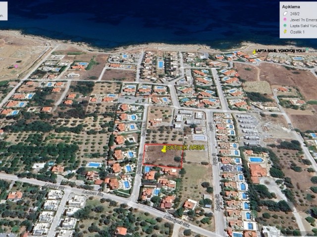 Girne Lapta'da Satılık, Muhteşem Manzaralı Konut İmarlı Arsa!