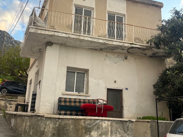 Girne laptada satılık müstakil ev