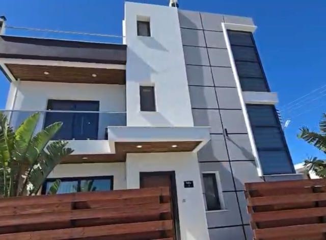 4+1 Çatalköy villa - Fotoğraf 1