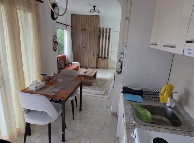 2+1 Lapta Bahçe kullanımlı - Fotoğraf 2