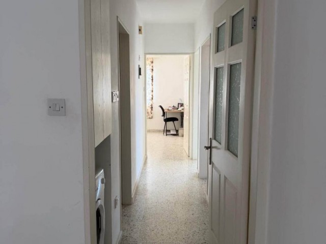 Mağusa Bölgesinde Merkez Chine Bazaar Yanında 3+1 Daire Uygun Fiyata Satılık