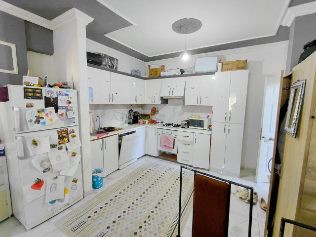 SİTE İÇİ KREDİYE UYGUN 80M2 OTURUM 30M2 BALKON