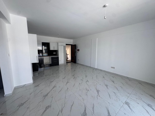 ALSANCAK-GİRNE SIFIR PROJEDEN SATILIK