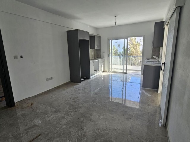 GÖNYELİ'DE SATILIK 2+1 DAİRE