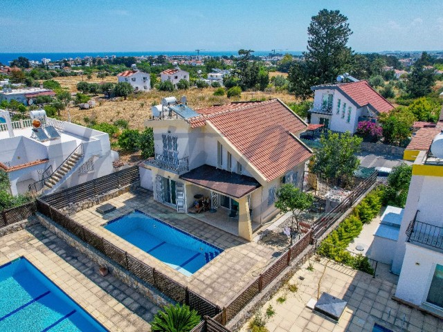 Prime-Konum 3 Yatak Odalı Özel Villa - Fotoğraf 4