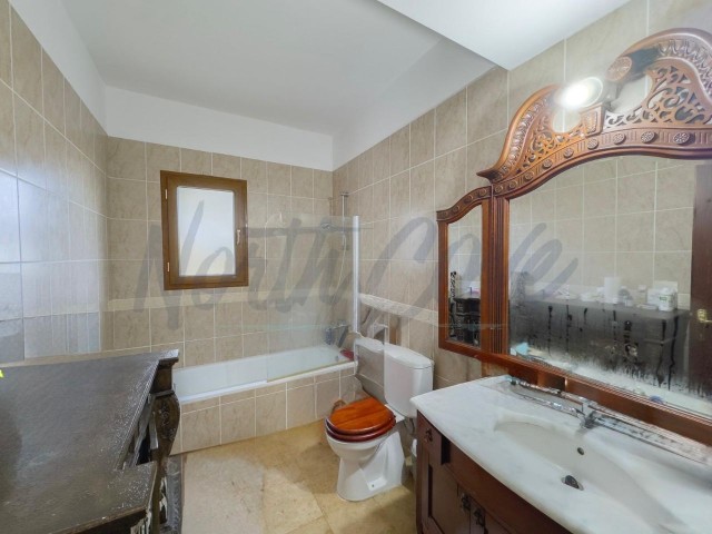 Panoramik Deniz ve Dağ Manzaralı 3 Yatak Odalı Villa - Fotoğraf 3