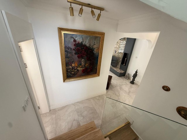 Özenle Tasarlanmış Modern  3 odalı  Villa