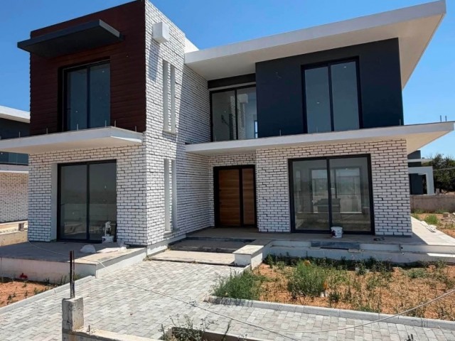 Gazimağusa yeniboğaziçi 3+1 dubleks müstakil satılık villa