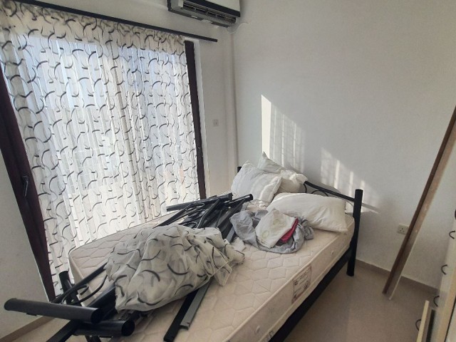 Girne Bahçeli Satılık Dağ ve Deniz manzaralı Penthouse