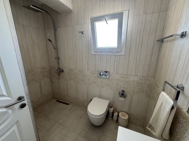 Gazimağusa'da Deniz Manzaralı 2+1 Penthouse , Ful Eşyalı!