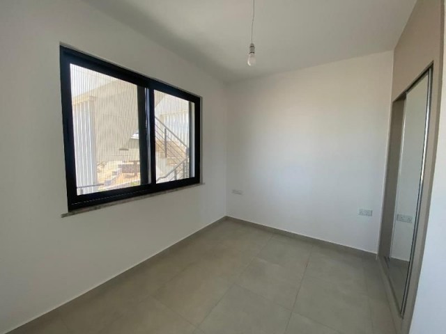 FİYAT TALEP ÜZERİNE BİLDİRİLİR. HAVUZ VE DENİZ MANZARALI, 2 YATAK ODALI, 2 BANYOLU, ÇATI TERASLI LOFT DAİRE, 5 YILDIZLI BAHAMAS RESORT, BAHCELI