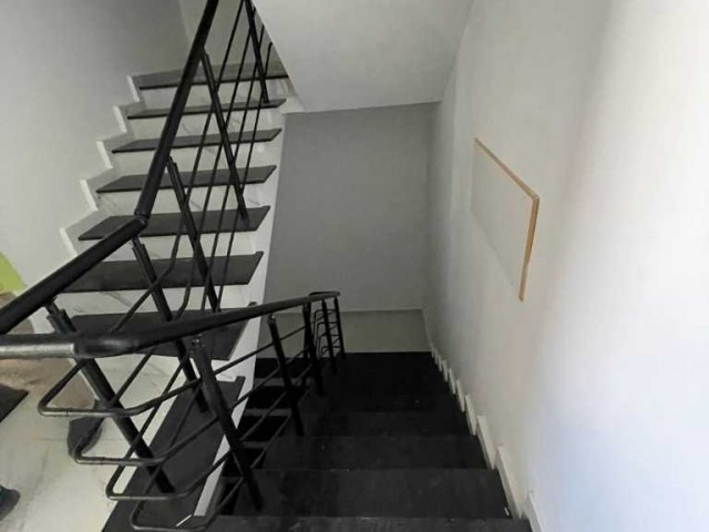 2+1 Satılık Daire Girne Merkez - Fotoğraf 4