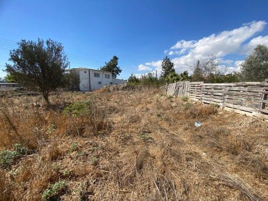 Yarkoy'da 626 m² Arsa Köşe Parsel