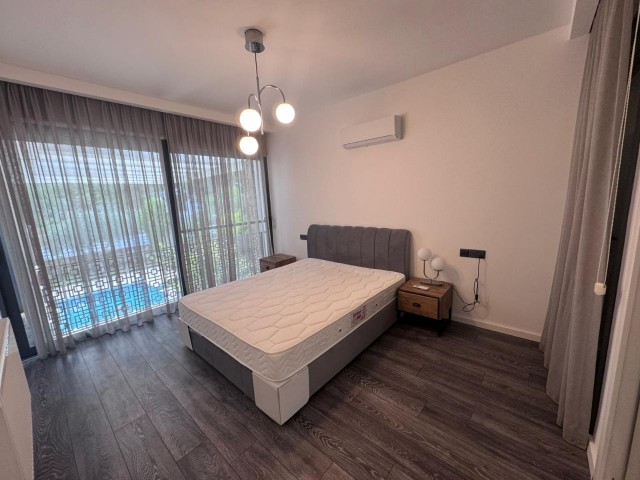 Kıbrıs Girne Alsancak Bölgesinde Özel Havuzlu ve Full Eşyalı Satılık 4+1 Lüks Villa - Fotoğraf 3