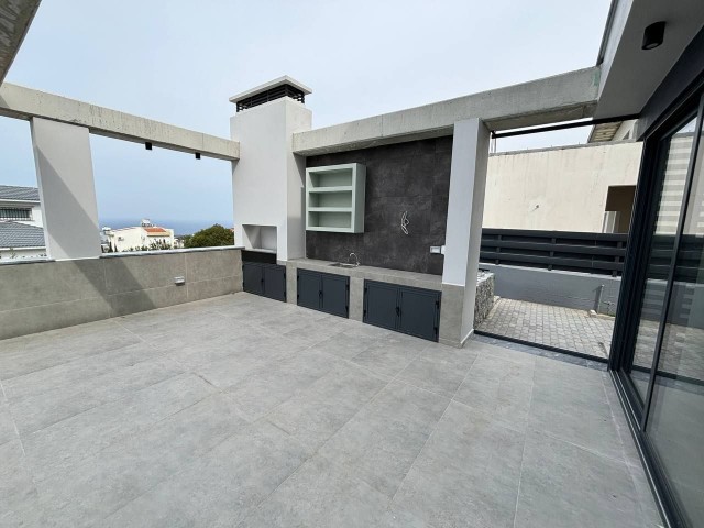 Çatalköy'de Panoramik Deniz Manzaralı Süper Ötesi Satılık 4+1 Villa - Fotoğraf 1