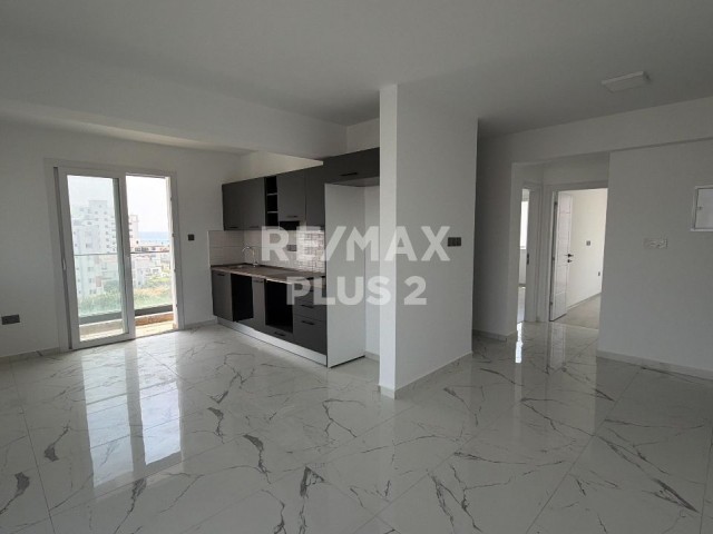 Tapusu Hazır! | Long Beach Deniz Manzaralı 2+1 | Krediye Uygun | £119.000 !!! - Fotoğraf 3
